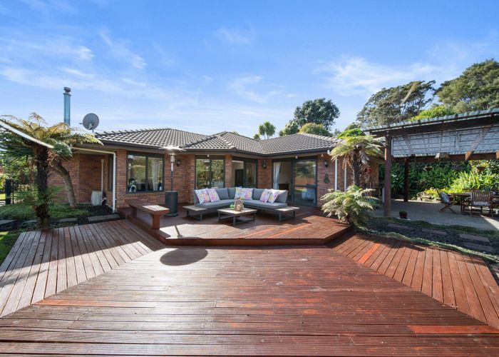  at 11 Tanah Merah Drive, Papakura, Papakura