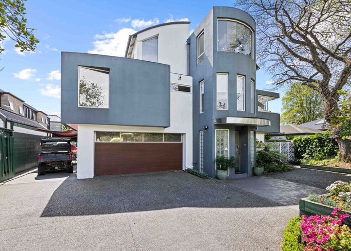  at 227 Peterborough Street, City Centre, Christchurch City, Canterbury