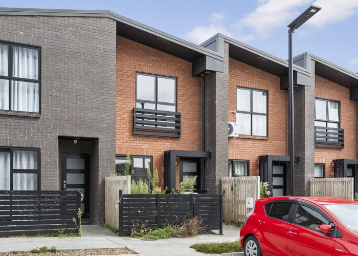  at 78 Rauemi Way, Te Atatu South, Waitakere City, Auckland