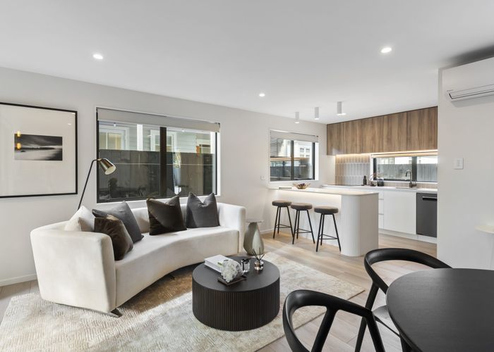 at 16A Moa Road, Point Chevalier, Auckland City, Auckland