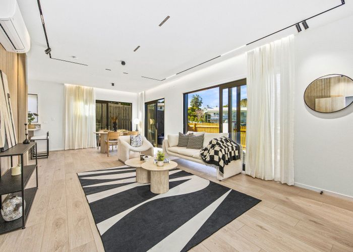  at 1/4 Lyford Crescent, Sunnynook, North Shore City, Auckland