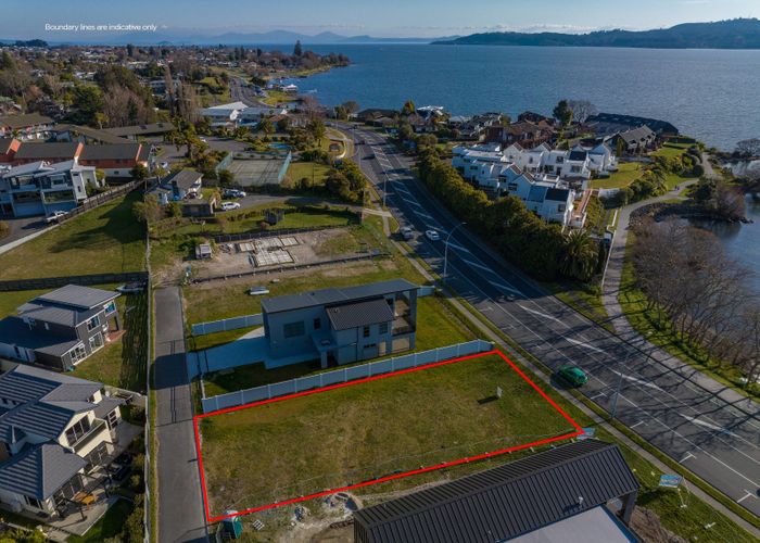  at 3/3 Tremaine Avenue, Two Mile Bay, Taupo