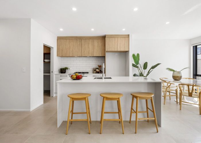  at 104E Pepene Avenue, Conifer Grove, Papakura, Auckland