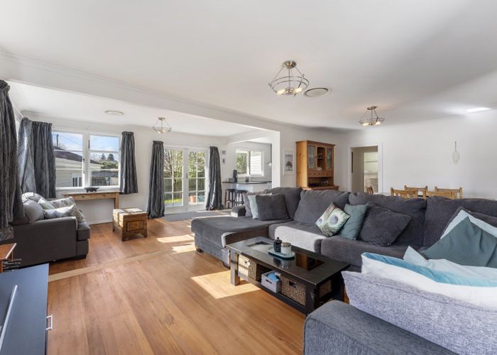  at 5 Prouse Grove, Silverstream, Upper Hutt