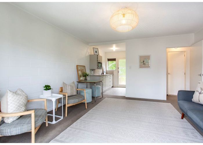  at 2/20 Hinau Street, New Lynn, Waitakere City, Auckland