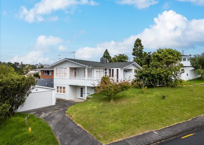  at 118 Mountbatten Avenue, Hillcrest, North Shore City, Auckland