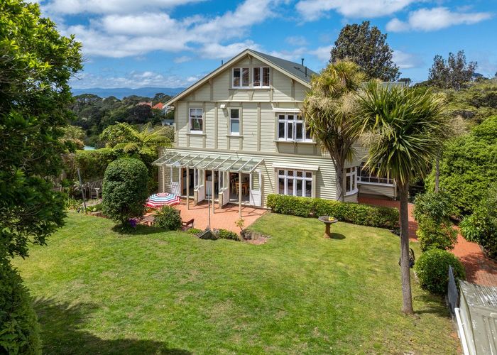  at 8 The Rigi and 2 Governor Road, Northland, Wellington, Wellington