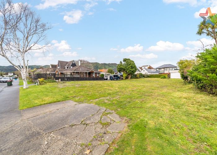  at 8 Maire Street, Woburn, Lower Hutt