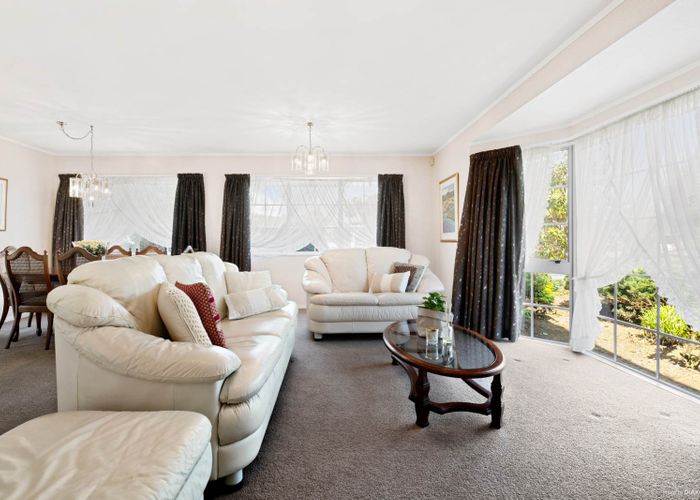  at 1 Adios Place, Conifer Grove, Takanini