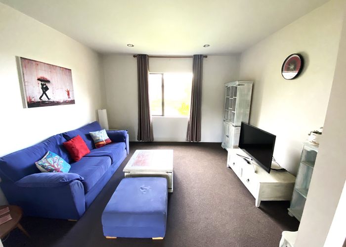  at 27 Te Ironui Place, Huntington, Hamilton, Waikato