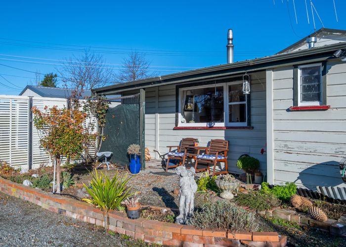  at 42 Gray Street, Fairlie