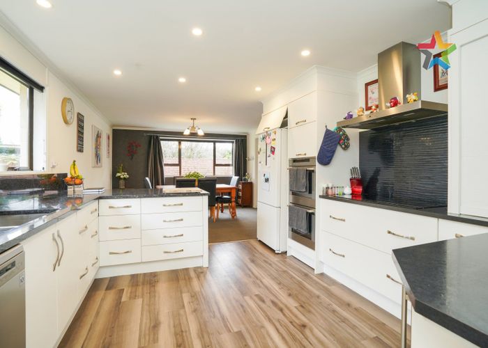  at 220 Mill Road South, Seaward Bush, Invercargill