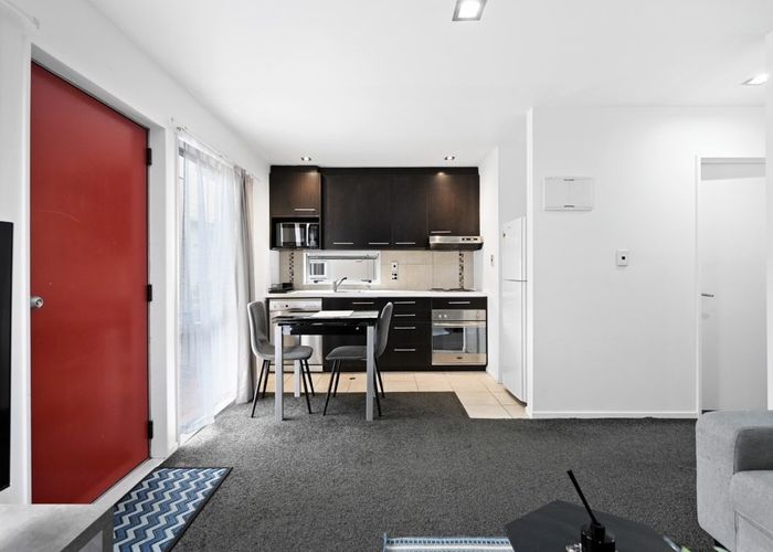  at 16C Dowding Street, Melville, Hamilton
