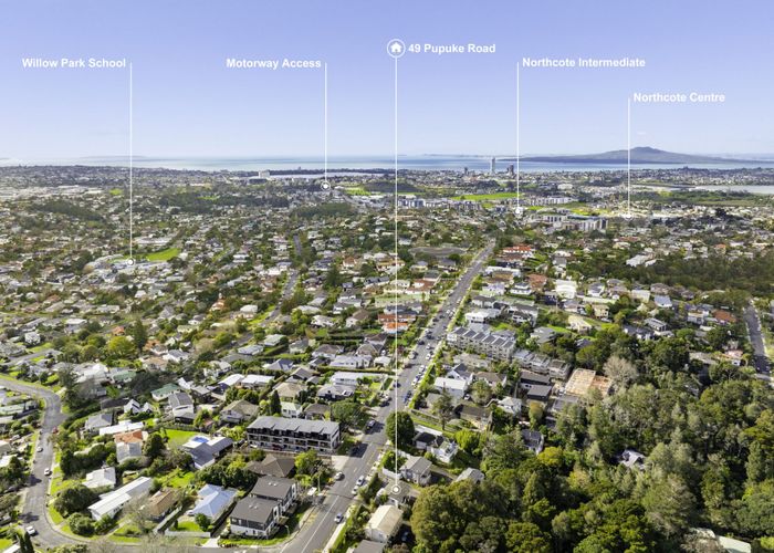  at 49 Pupuke Road, Birkenhead, North Shore City, Auckland