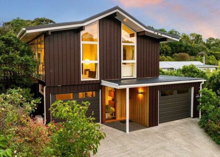  at 5 Christina Grove, Normandale, Lower Hutt