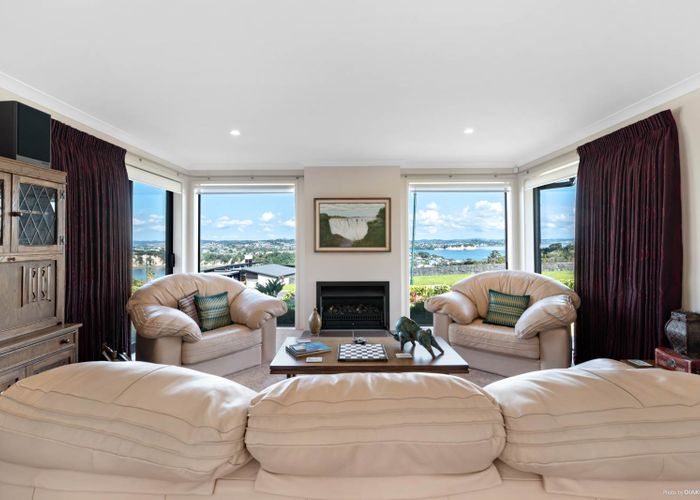  at 11 Beauvoir Avenue, Matakatia, Whangaparaoa