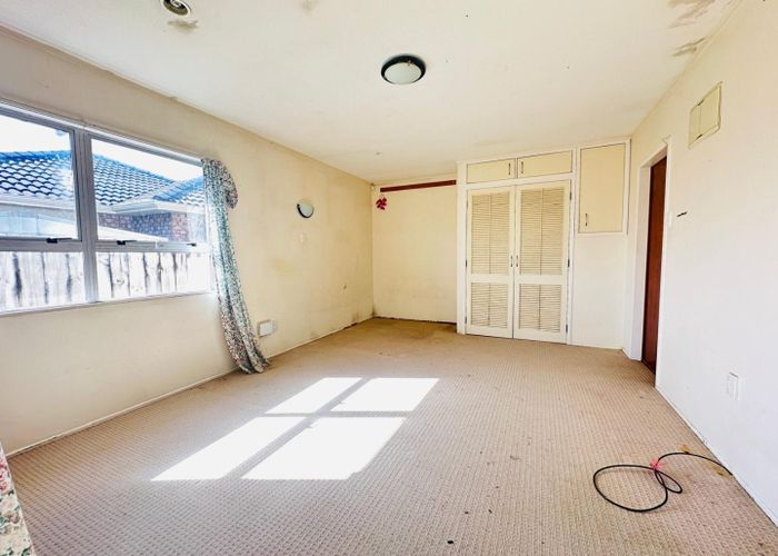  at 129 Russell Road, Manurewa, Auckland