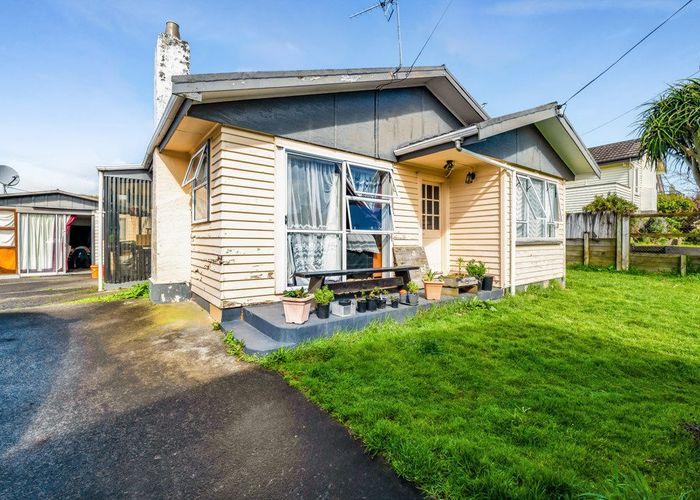  at 93 Omata Road, Marfell, New Plymouth