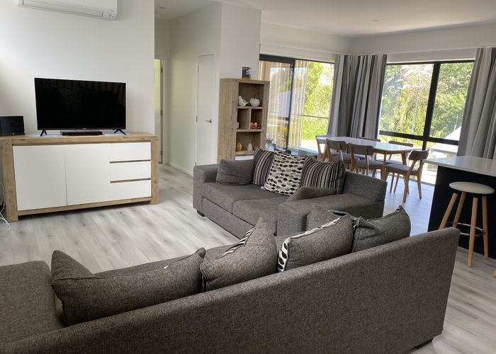  at 576A Grey Street, Hamilton East, Hamilton