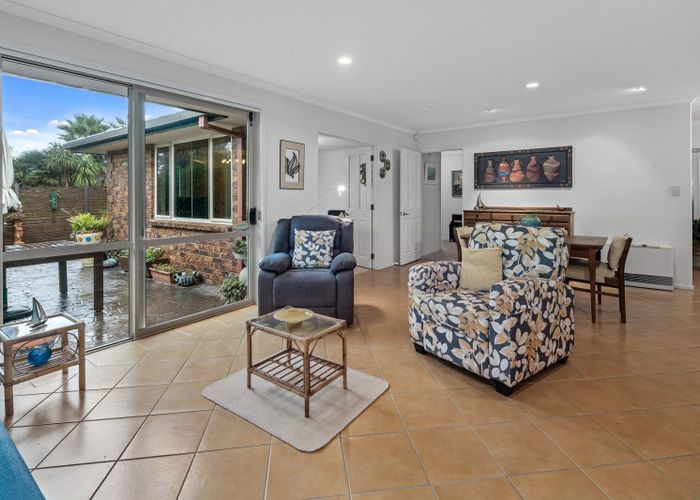  at 5 Conifer Grove, Kamo, Whangarei
