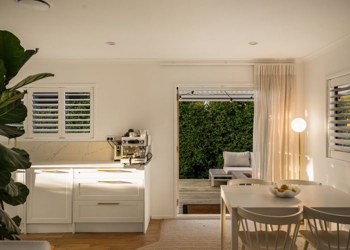  at 2/164 Church Street, Onehunga, Auckland
