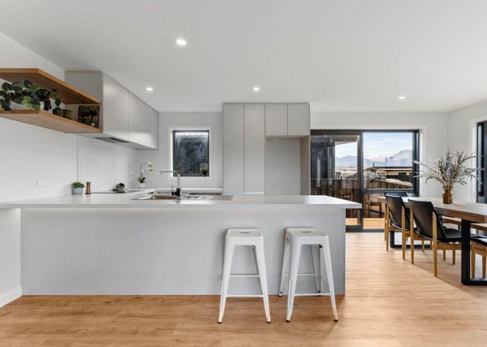  at 32 Dunn Street, LAKE HAWEA