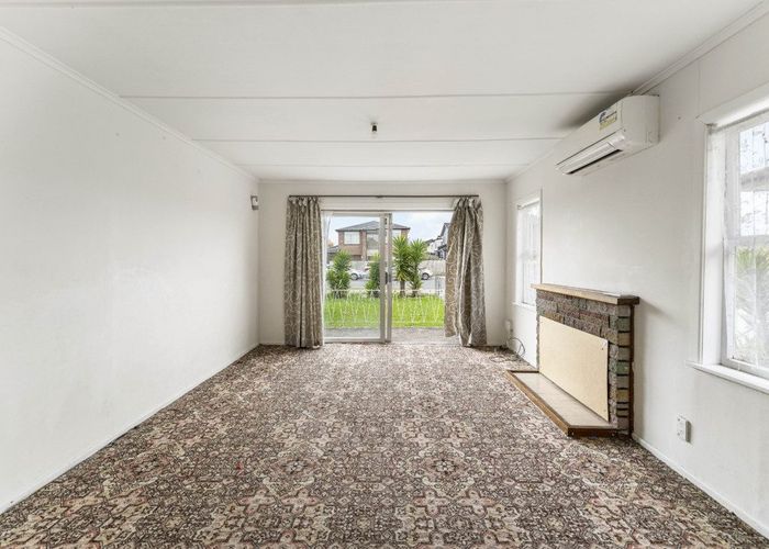  at 73 Manuroa Road, Takanini, Papakura, Auckland