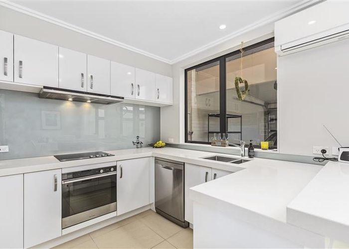  at 10B Wynne Gray Ave, Stonefields, Auckland City, Auckland