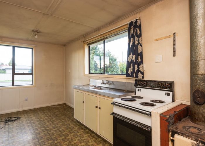  at 32 Garvins Road, Hornby, Christchurch