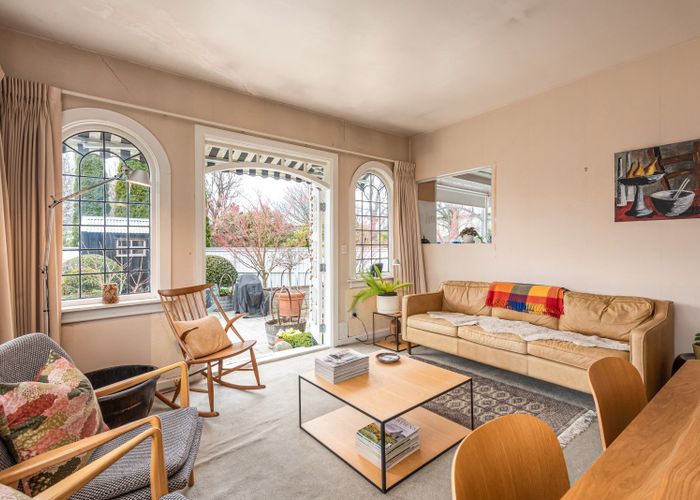  at 14 Church Lane, Merivale, Christchurch