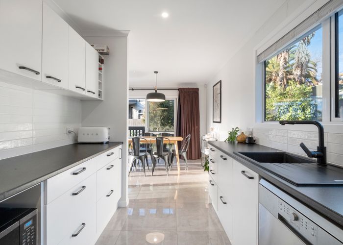  at 10 Gilshennan Valley, Red Beach, Red Beach