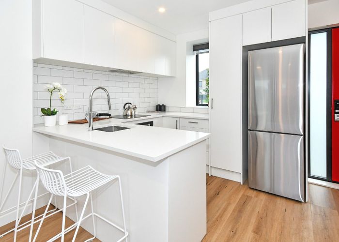  at 9B Playfair Road, Mount Roskill, Auckland City, Auckland