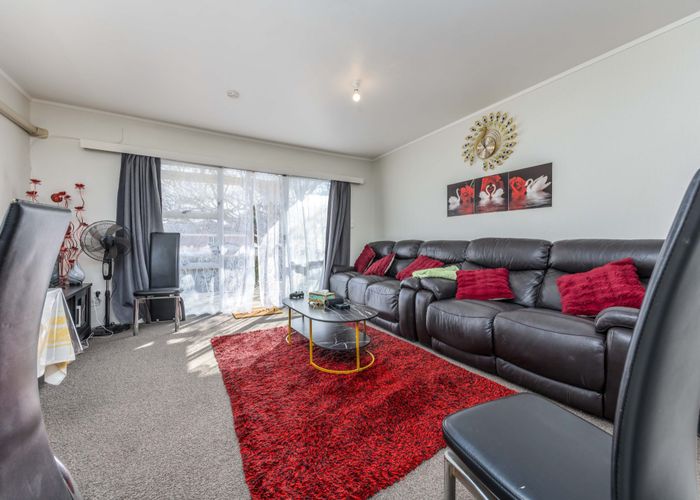  at 1 to 6/57A Wallace Road, Papatoetoe, Manukau City, Auckland