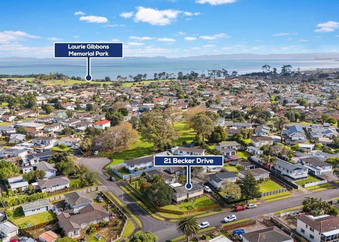  at 21 Becker Drive, Weymouth, Manukau City, Auckland