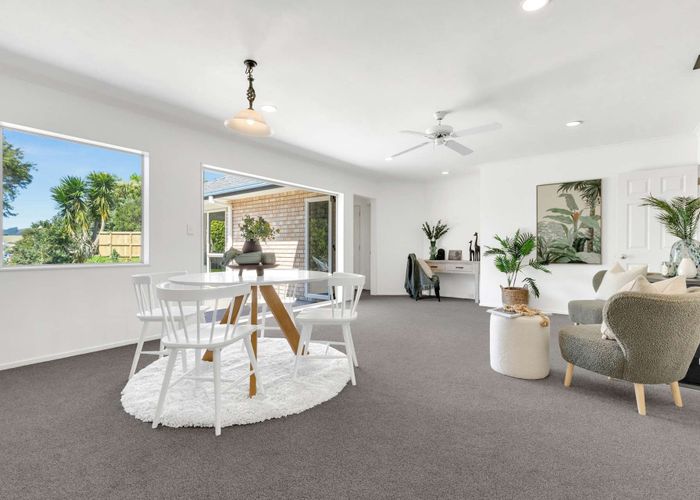  at 52 Lysaght Place, Welcome Bay, Tauranga