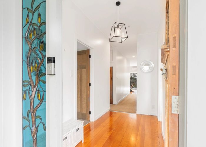  at 54 Dignan Street, Point Chevalier, Auckland