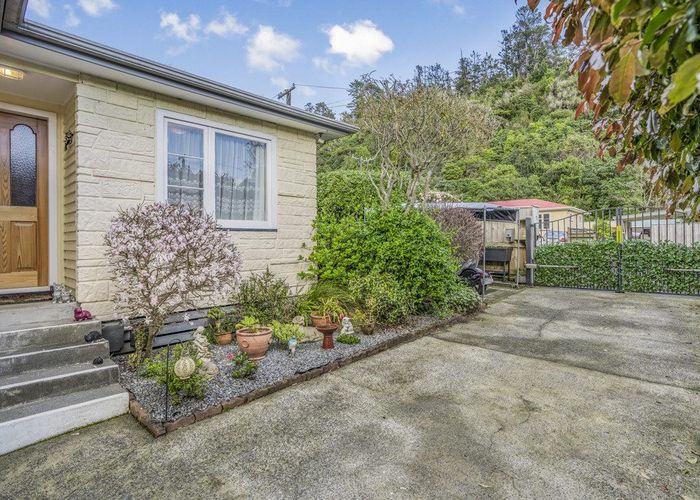  at 21 Sunny Grove, Wainuiomata, Lower Hutt