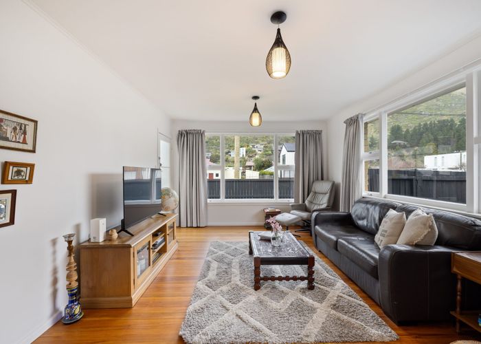  at 6a Clark Street, Sumner, Christchurch City, Canterbury