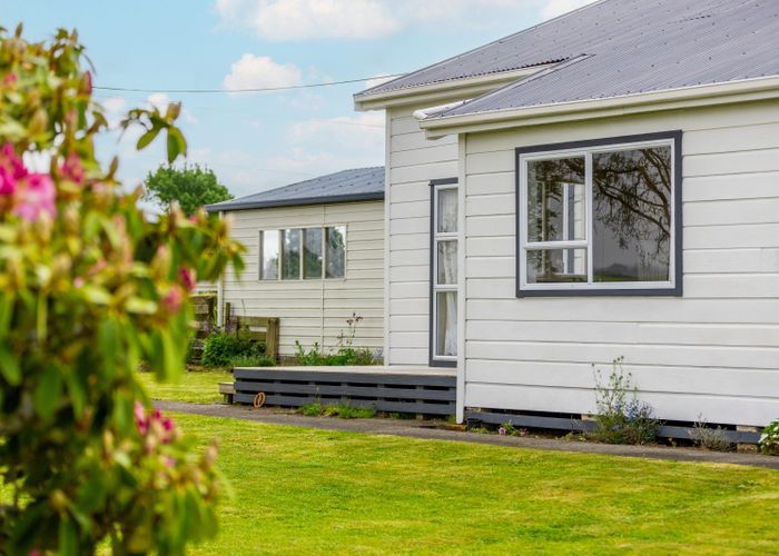  at 847 East Road, Toko, Stratford