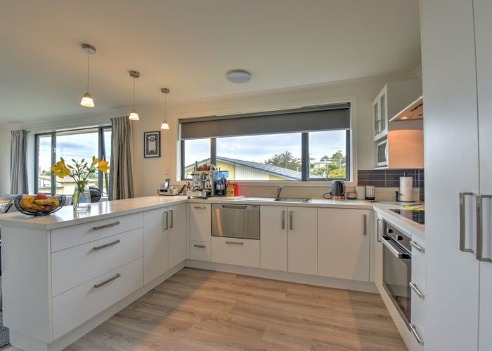  at 1 Aotea Crescent, Gore, Gore