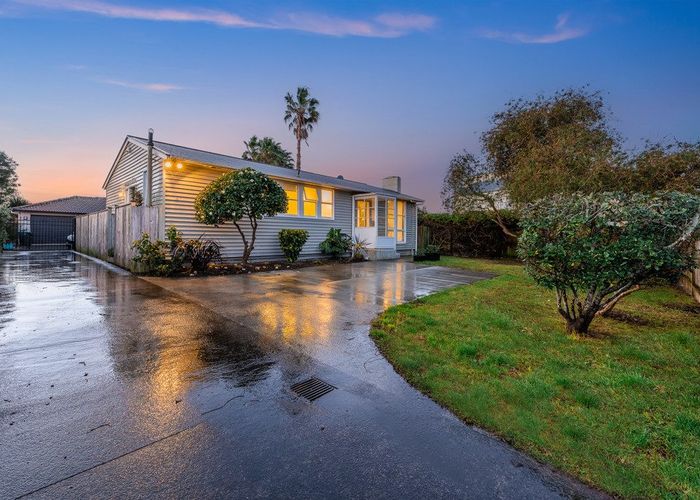  at 19 Rowena Crescent, Glen Innes, Auckland
