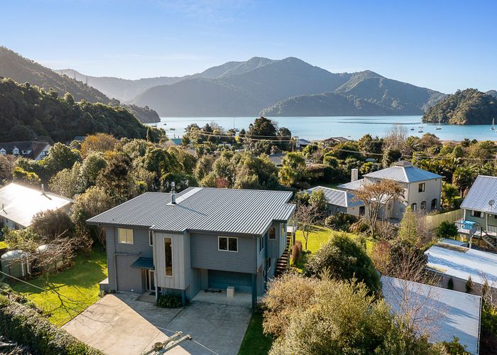  at 6 Phillips Road, Picton