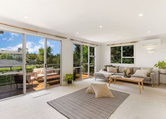  at 15 Castleton Street, Birkdale, North Shore City, Auckland