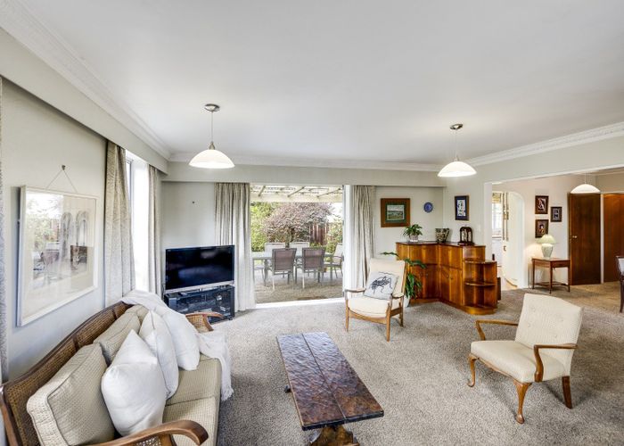  at 520 Lyndhurst Road, Frimley, Hastings