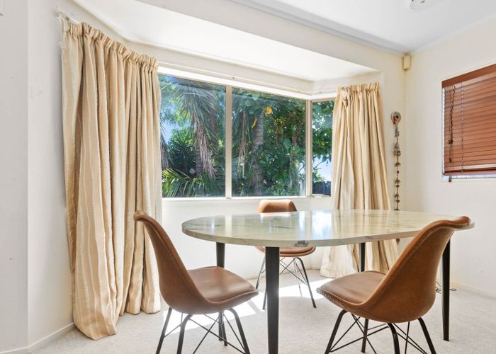  at 145 Hutchinson Avenue, New Lynn, Waitakere City, Auckland
