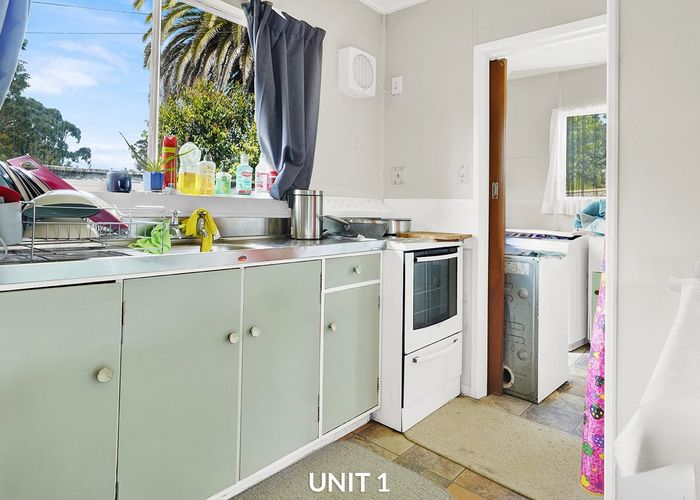  at 55 Barrie Crescent, Silverdale, Hamilton