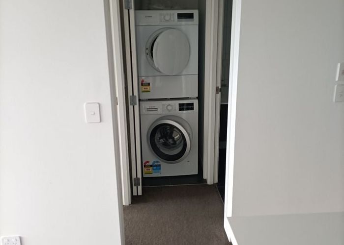  at 311/8 Lakewood Court, Manukau, Manukau City, Auckland