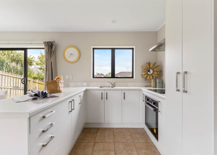  at 36 Carn Place, Weymouth, Auckland