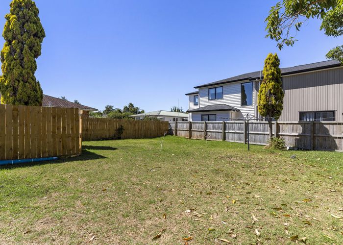  at 86 Canal Road, Avondale, Auckland City, Auckland
