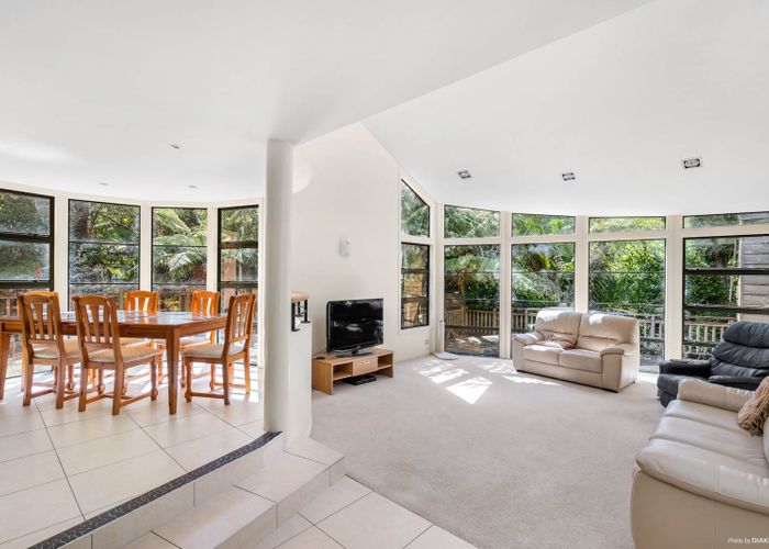  at 715 Scenic Drive, Henderson Valley, Auckland